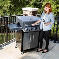 Char-Broil Gasgrill Convective 440 S Mit 4 Brennern Und Seitenkocher -Geschäft Für Grillzubehör Für Die Küche Zu Hause 4519203